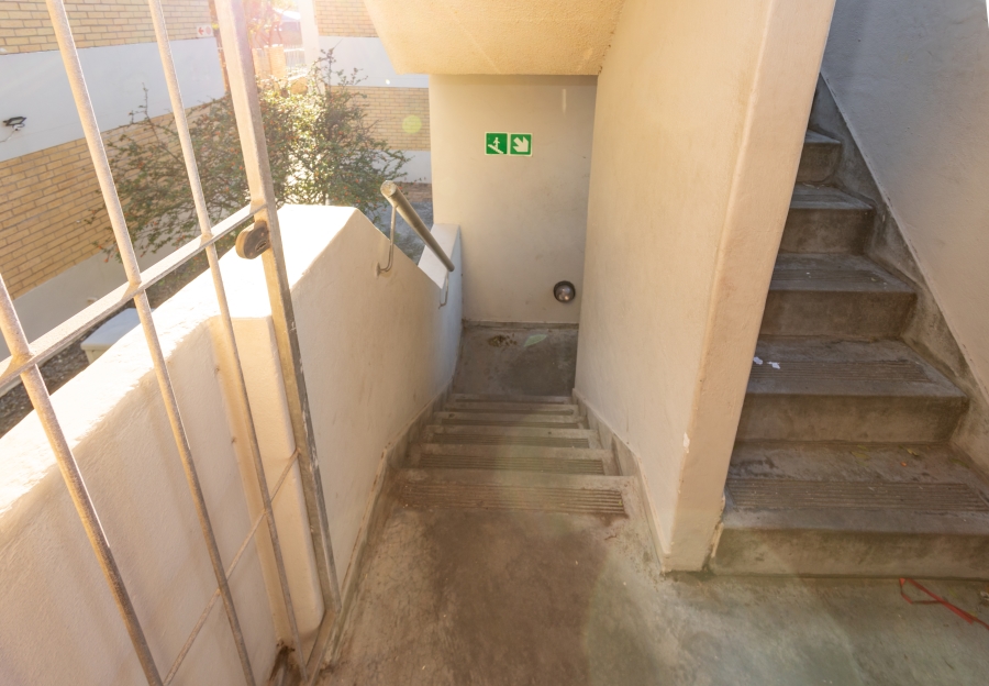2 Bedroom Property for Sale in Churchill Estate Western Cape